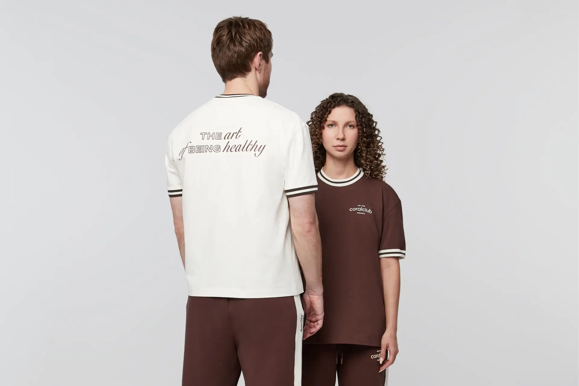 T-shirt straight brown (The SS26 Merch Collection)
